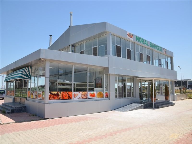 Afyon Polis Evi Moral Bahçesi binası