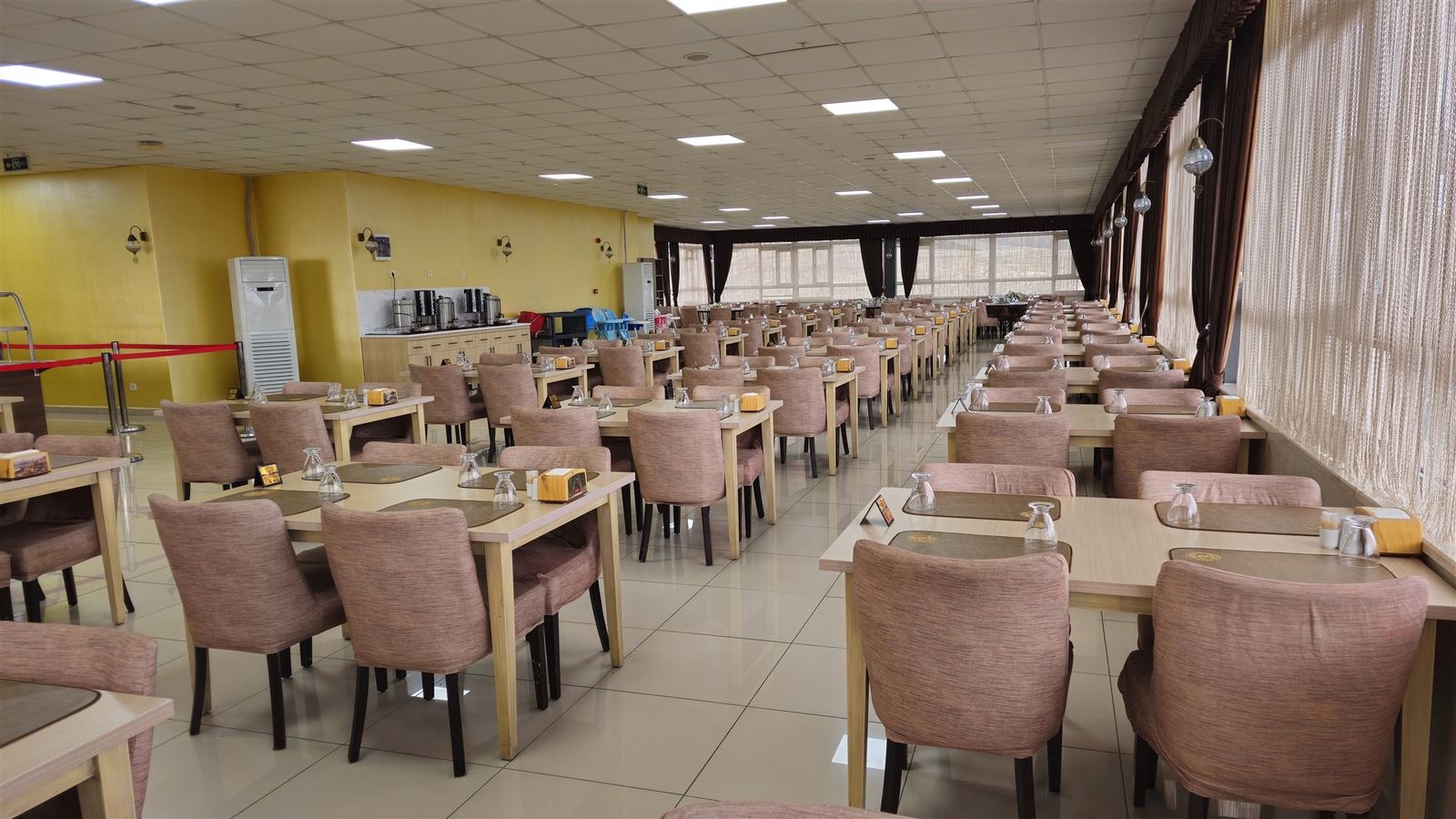 Afyon Polis Evi restoran salonu
