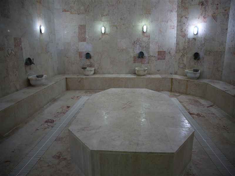 Afyon Polis Evi Türk hamamı ve göbek taşı