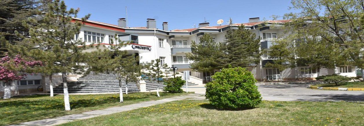 Aksaray Polisevi bahçesi