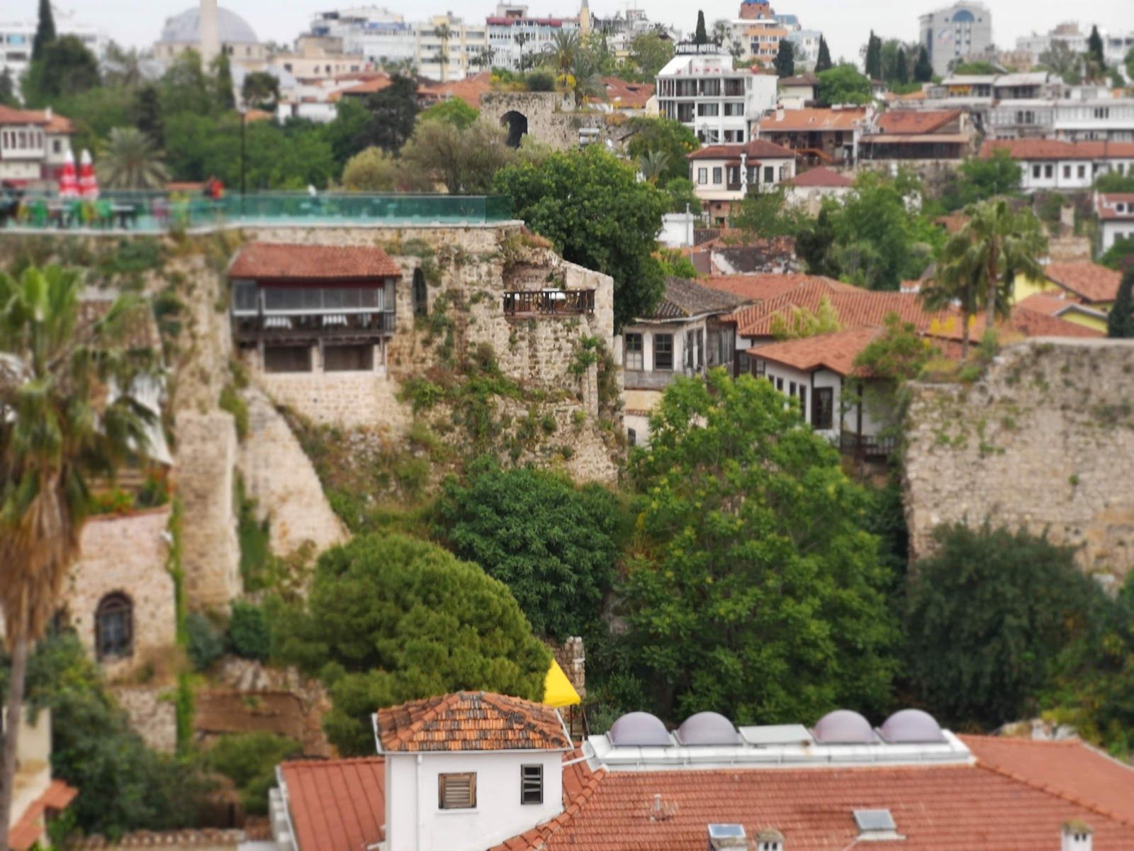 Liman Cafe çevresinden Kaleiçi manzarası