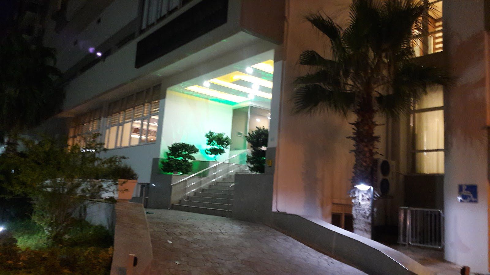 Antalya Polisevi iç mekânı