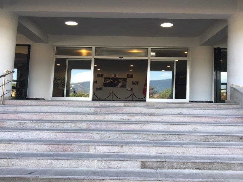 Artvin Polisevi mermer koridoru