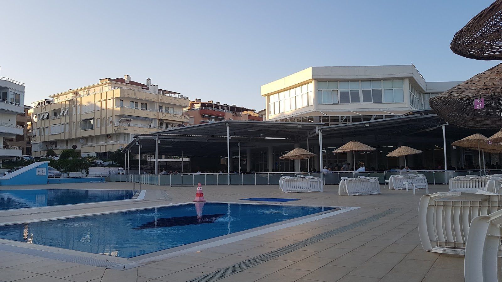 Ayvalık PMEM havuzu ve tesis