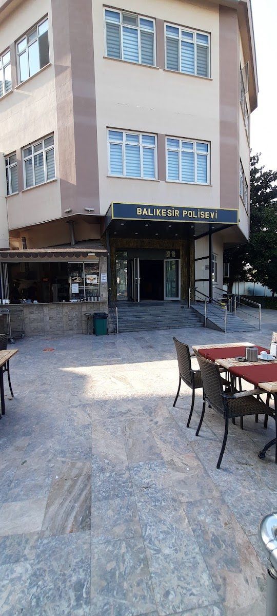 Balıkesir Polisevi binası