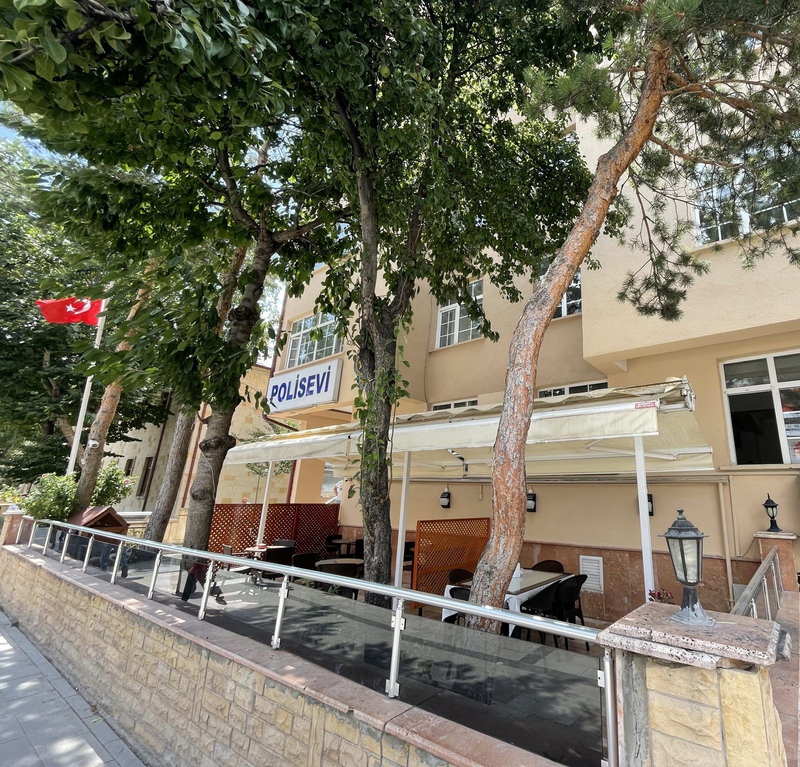 Bayburt Polisevi binası