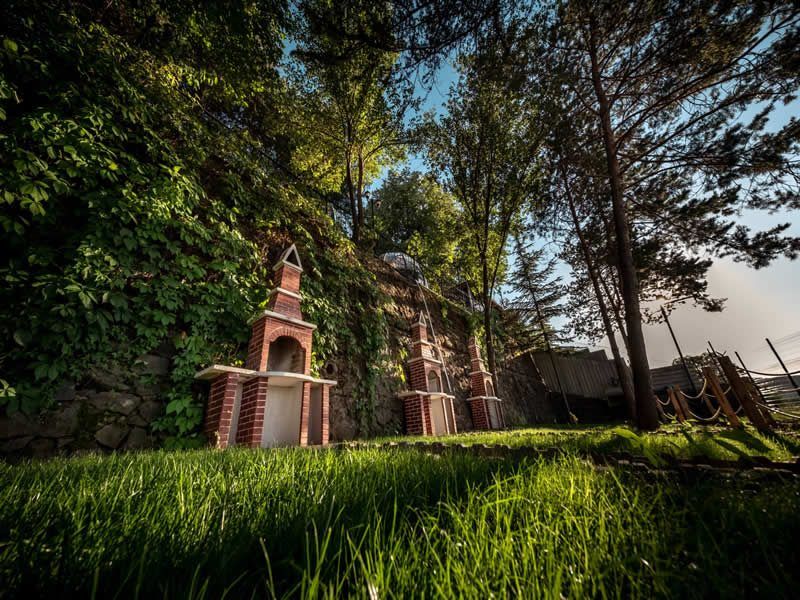 Bingöl Polis Evi bahçesi