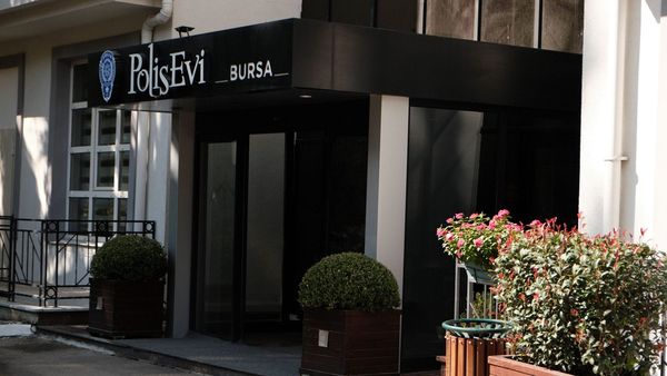 Bursa Polis Evi