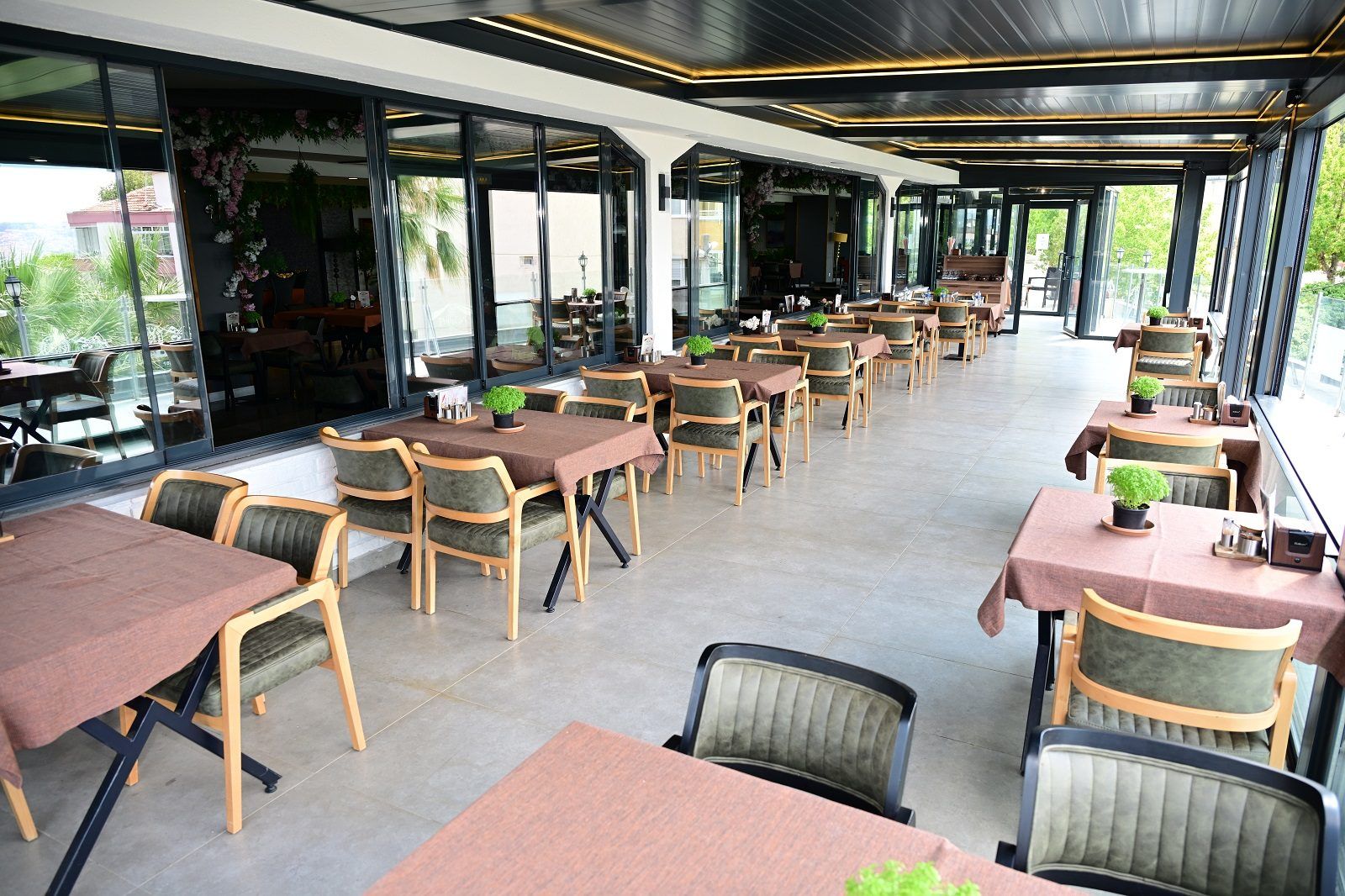 Bursa Polisevi manzaralı restoranı
