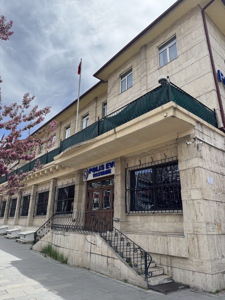 Erzurum Polisevi tesis binası