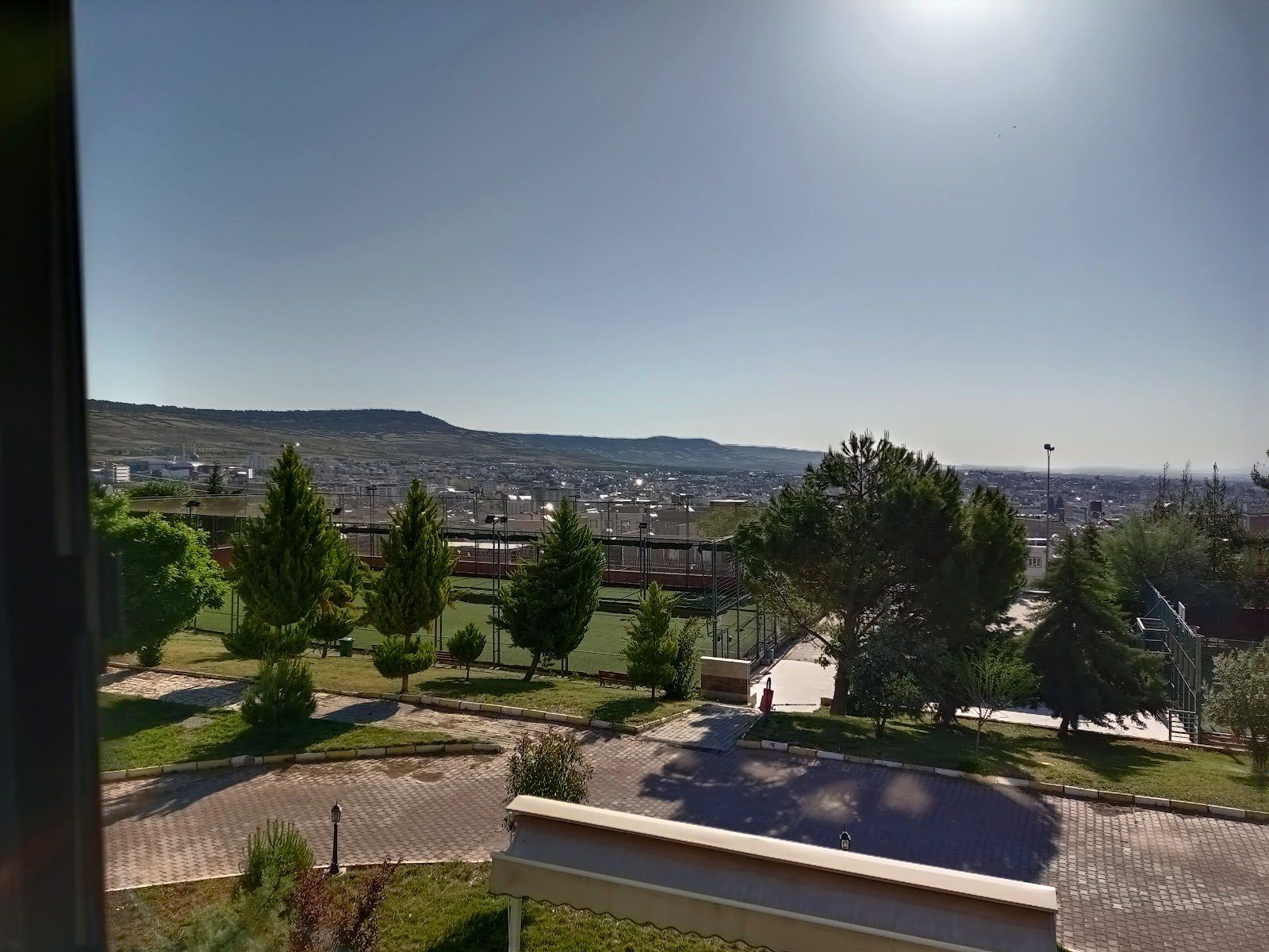 Kilis Polisevi bahçesi