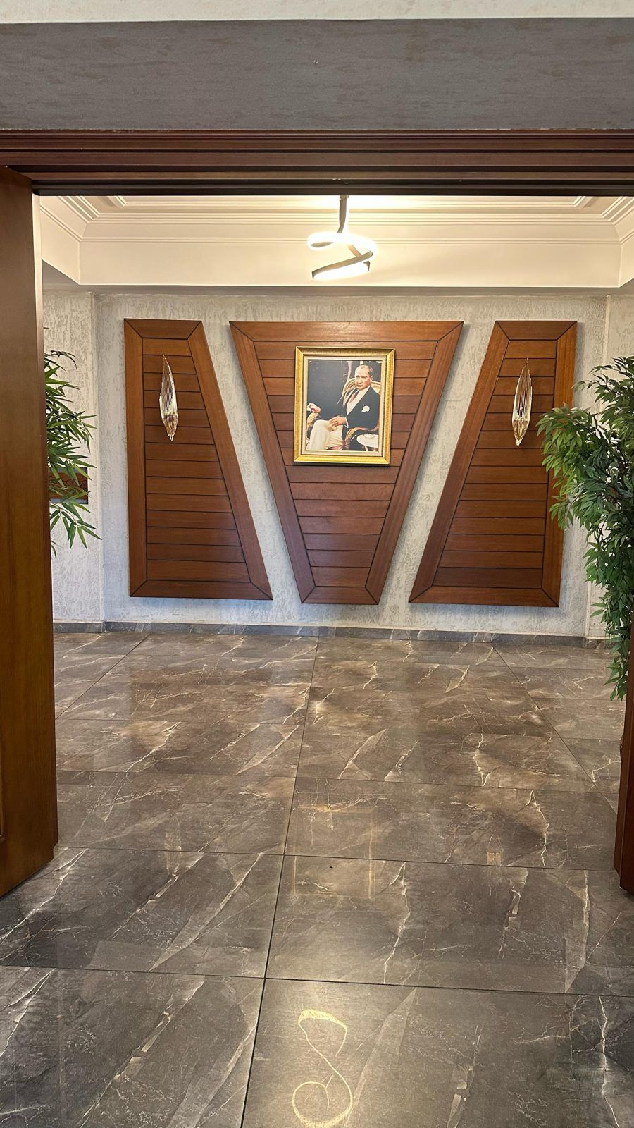 Kocaeli Polis Sosyal Tesisleri koridoru