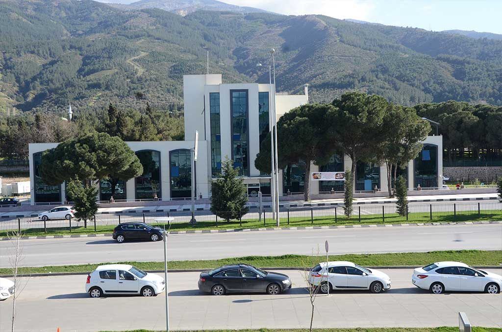 Manisa Polisevi tesis binası