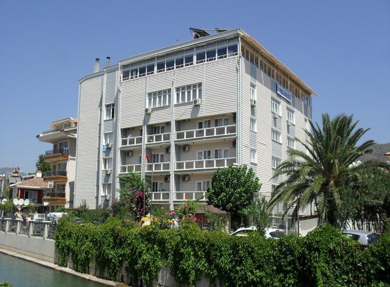 Marmaris Polisevi binası