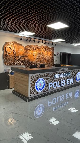 Nevşehir Polisevi giriş lobisi