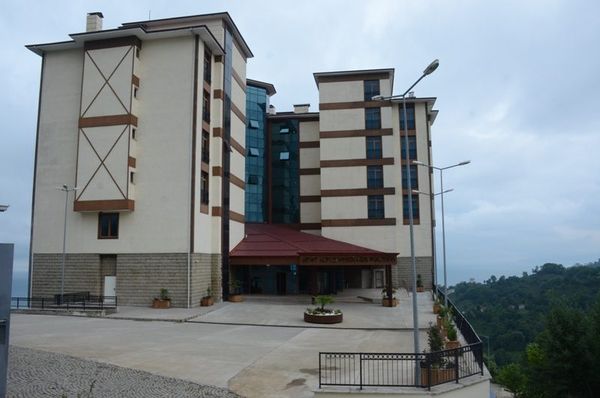 Şehit Altuğ Verdi Rize Polisevi binası