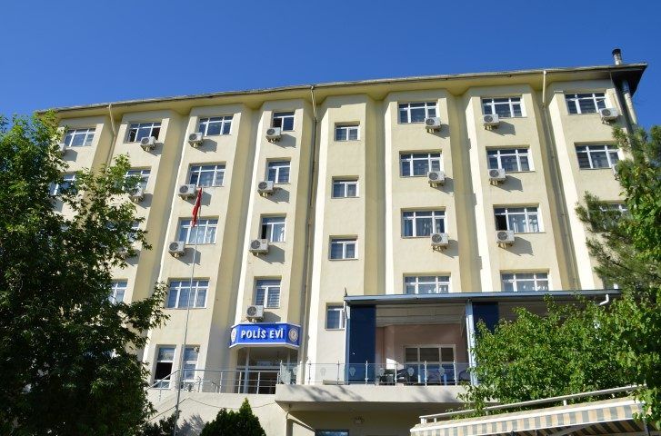 Siirt Polisevi binasının dış cephesi