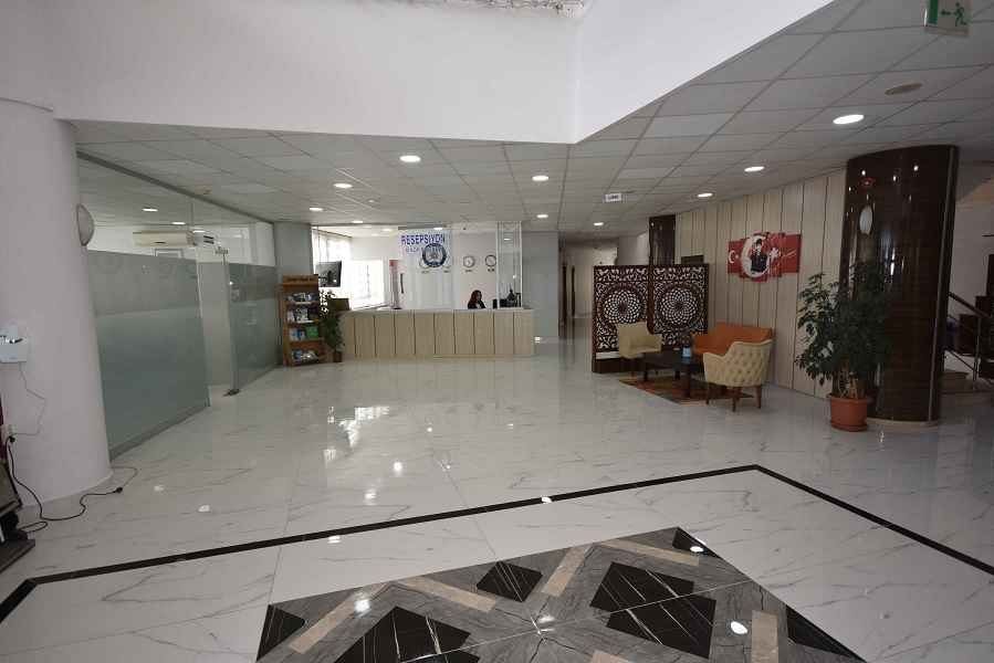 Sinop Polisevi giriş holü