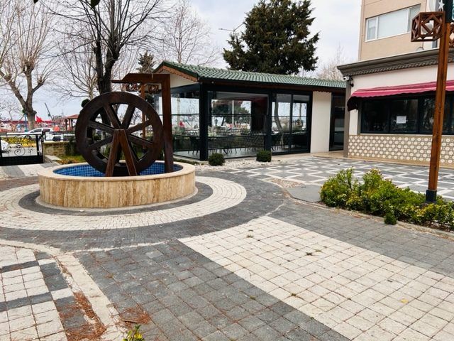 Tekirdağ Polisevi bahçesindeki su değirmeni