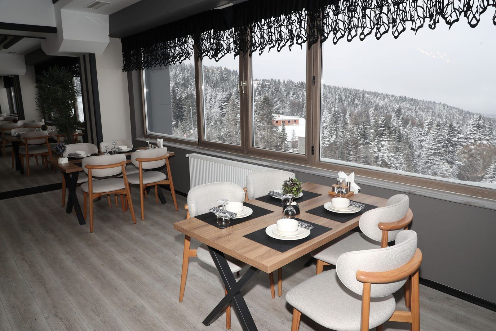 Uludağ PEKOM manzaralı restoranı