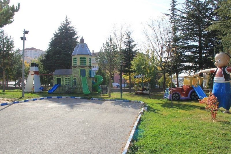 Yozgat Polisevi bahçesi